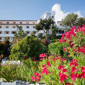 Grand Hotel De Rose